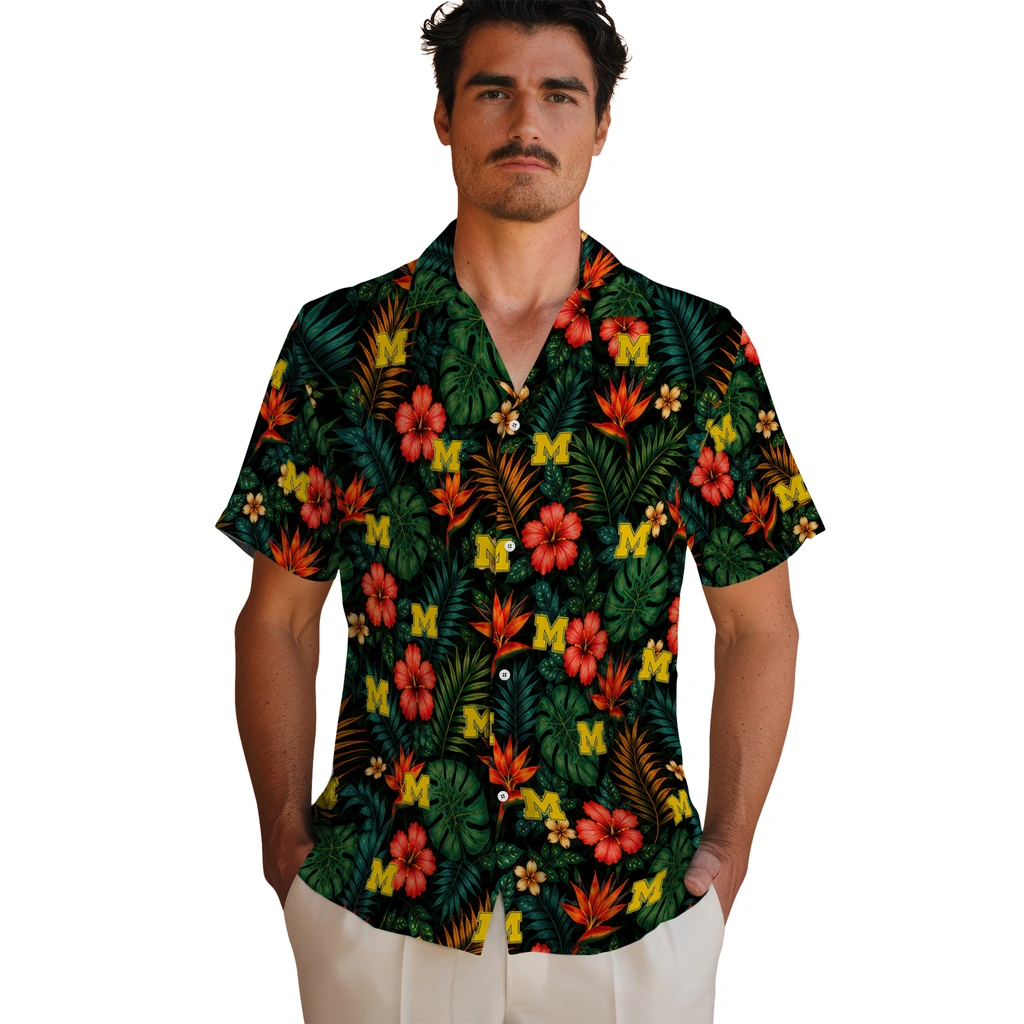 Michigan Wolverines Hawaiian Shirt - Customized Dark Green Michigan Wolverines Hawaiian Shirt - Customized Dark Green