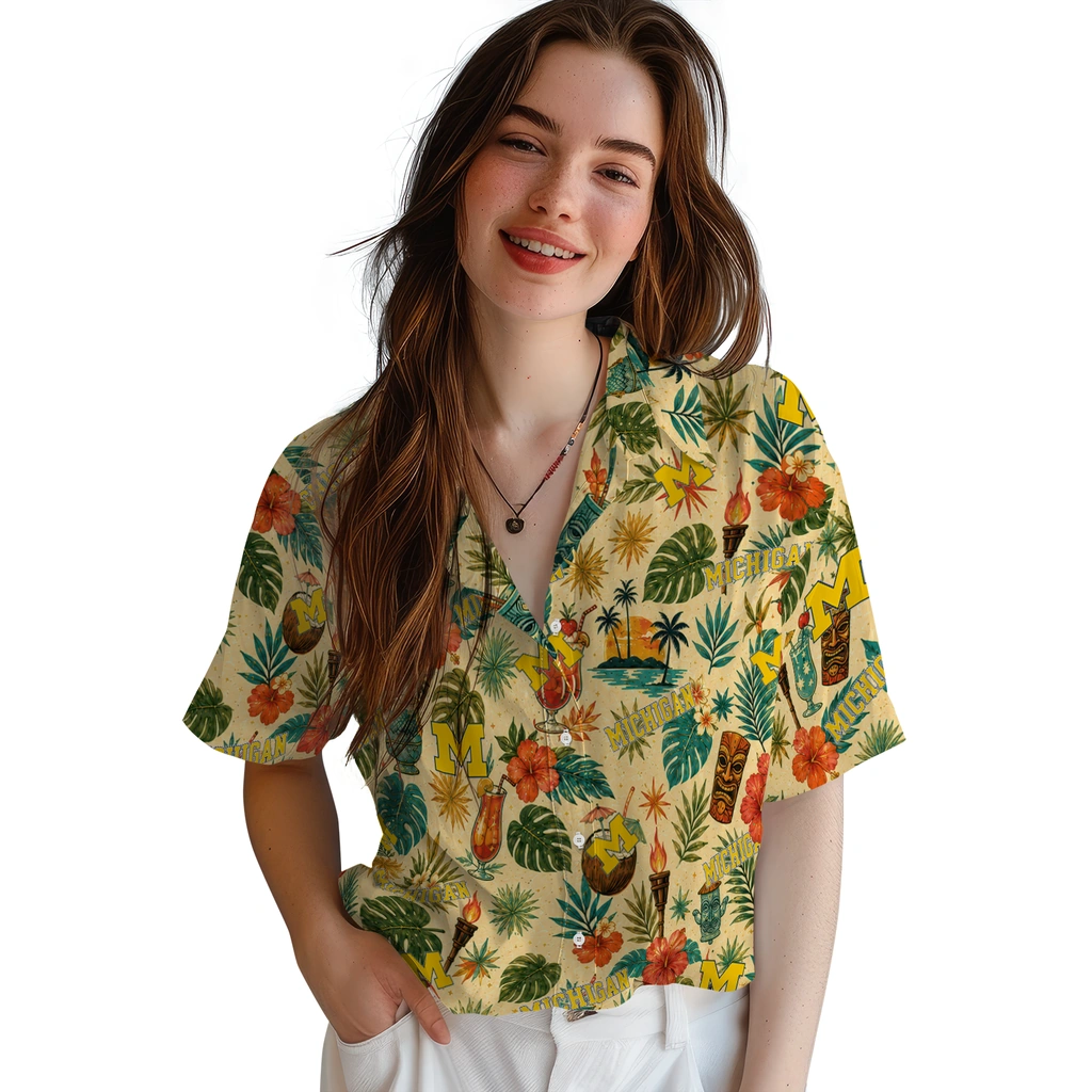 Michigan Wolverines Hawaiian Shirt - Personalized Cream Michigan Wolverines Hawaiian Shirt - Personalized Cream